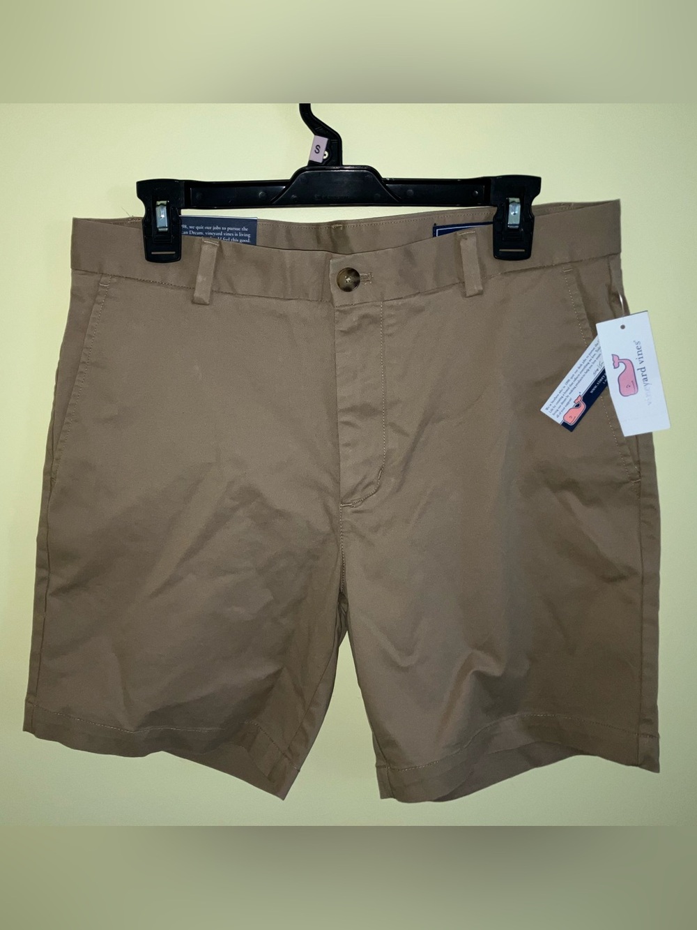 Vineyard Vines NEW mens boys shorts size 32 classic khaki flat front uniform